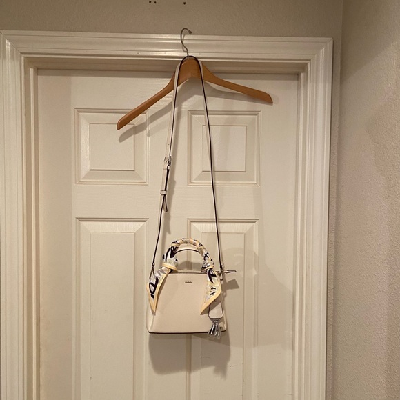 DKNY Paige Small Satchel R21DL465 Crossbody Strap and Double Handle With Scarf - Picture 2 of 13